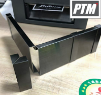 Len chân tường vuông inox